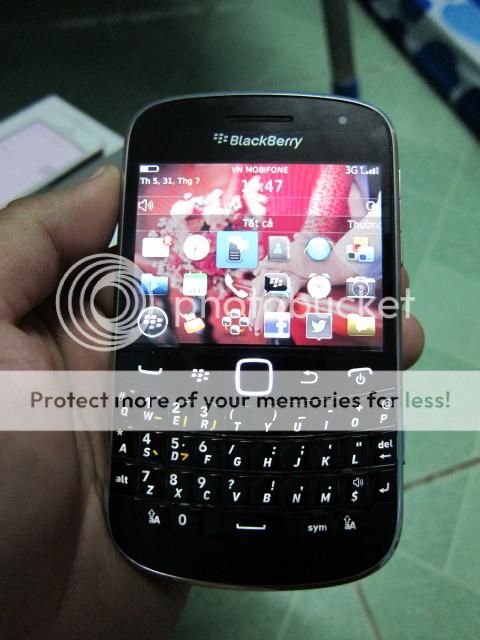 bán bb 9900 máy đẹp giá 2tr5